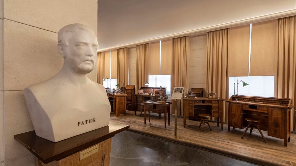 Patek Philippe Museum in Genf mit historischen Uhren – ruhige Date-Idee für Kunst- und Technikinteressierte